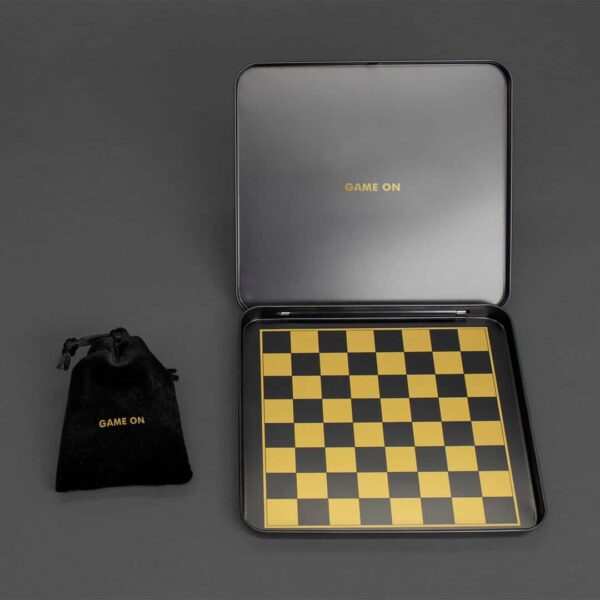 magnetic chess set,
